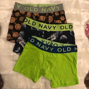 BOYS BOXER BRIEFS 3 PACK OLD NAVY - NEW - SIZE M
